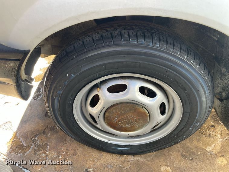 image for item NY9945 1989 Volkswagen Fox