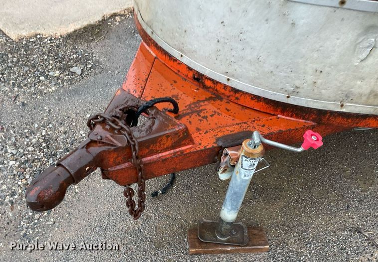 image for item NZ9006 WW  livestock trailer