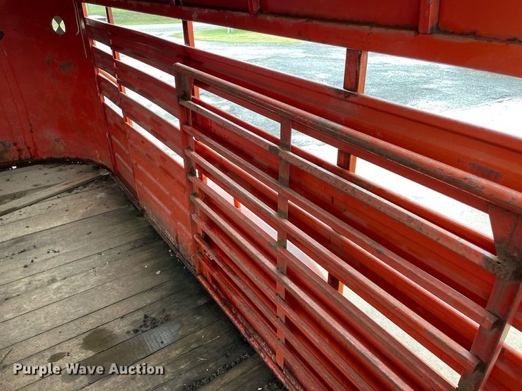 image for item NZ9006 WW  livestock trailer