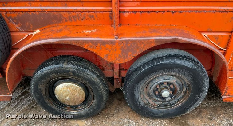 image for item NZ9006 WW  livestock trailer