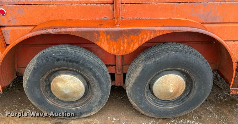 image for item NZ9006 WW  livestock trailer