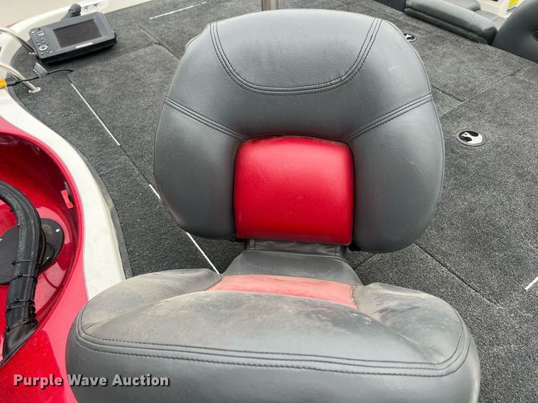 image for item OA9010 2004 Ranger 205VS  boat