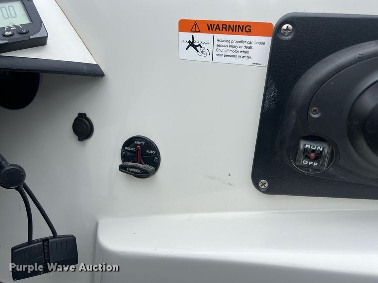 image for item OA9010 2004 Ranger 205VS  boat