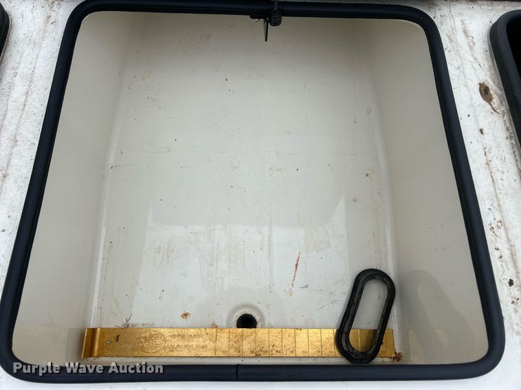 image for item OA9010 2004 Ranger 205VS  boat