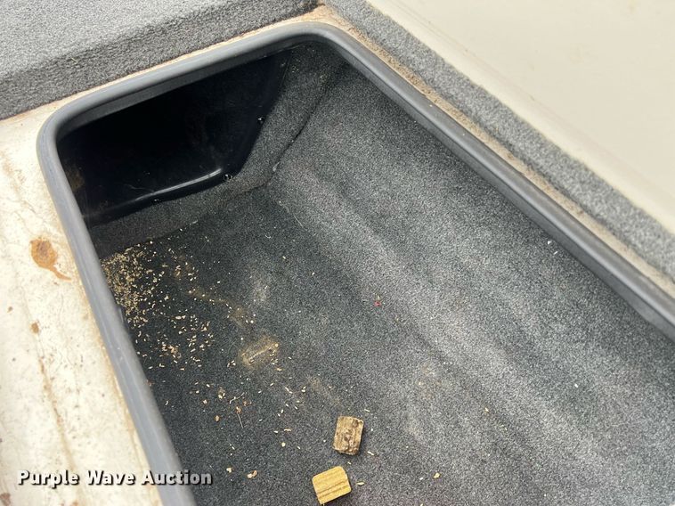 image for item OA9010 2004 Ranger 205VS  boat