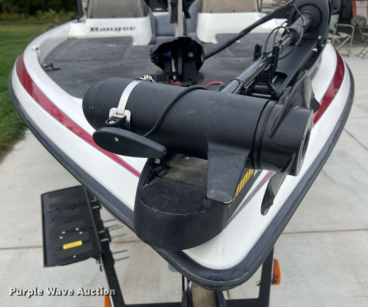 image for item OA9010 2004 Ranger 205VS  boat
