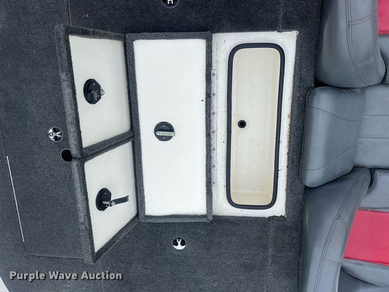 image for item OA9010 2004 Ranger 205VS  boat