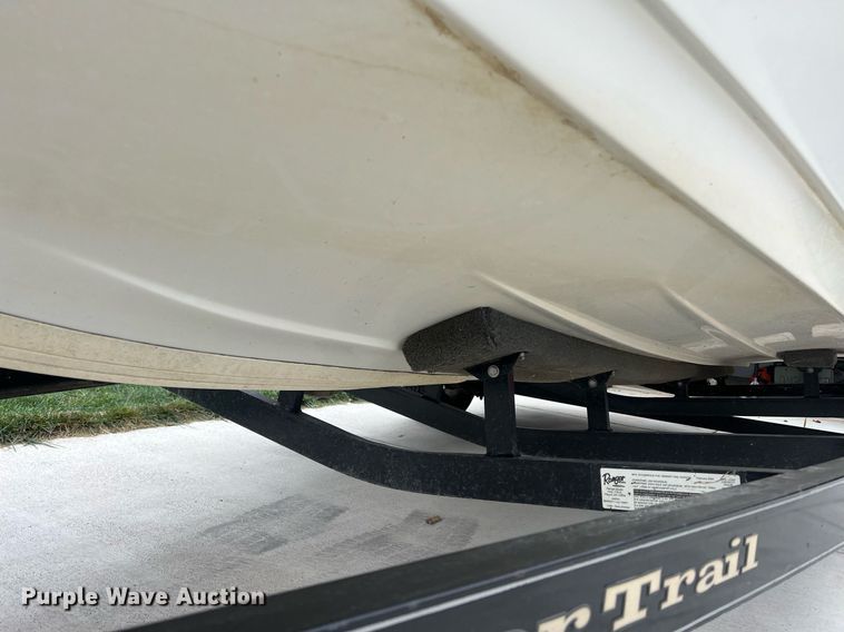 image for item OA9010 2004 Ranger 205VS  boat