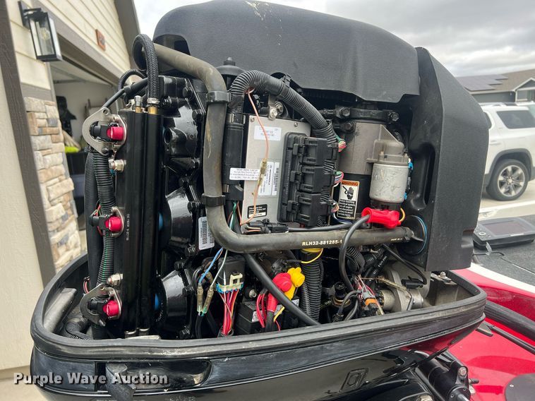 image for item OA9010 2004 Ranger 205VS  boat