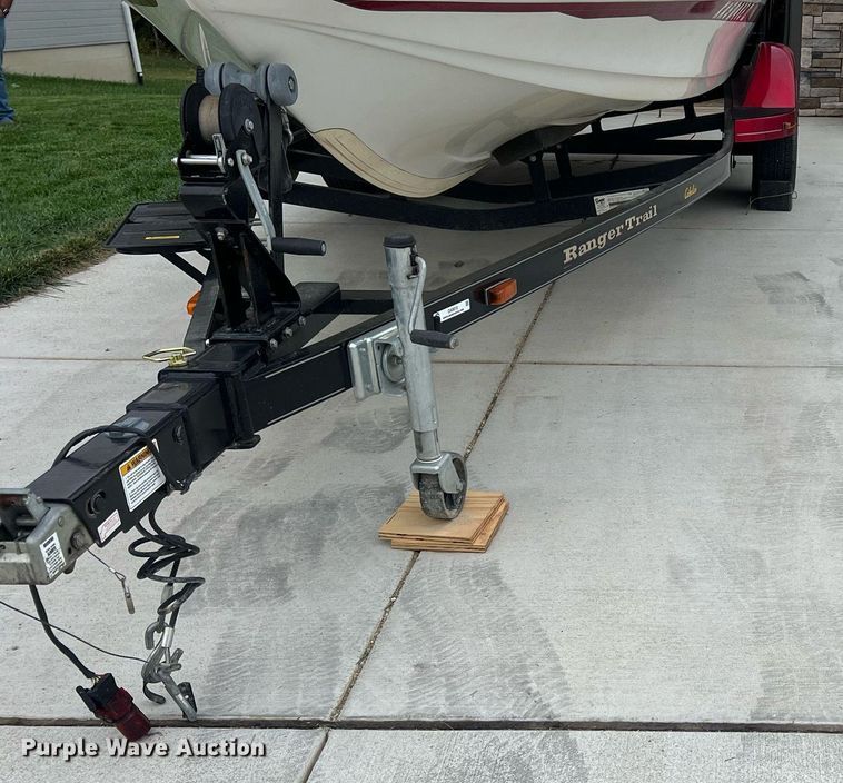 image for item OA9010 2004 Ranger 205VS  boat