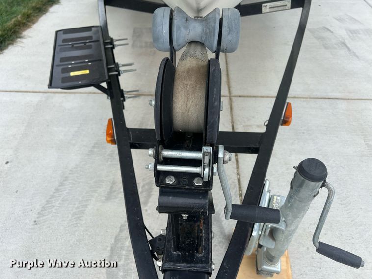 image for item OA9010 2004 Ranger 205VS  boat