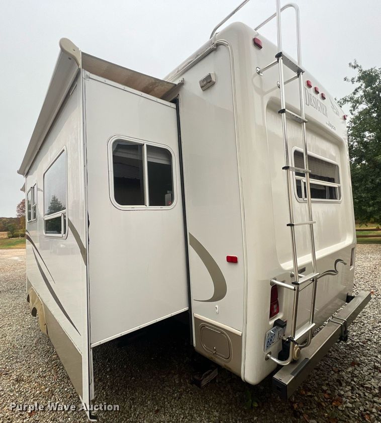 image for item OA9041 2002 Jayco Designer  camper