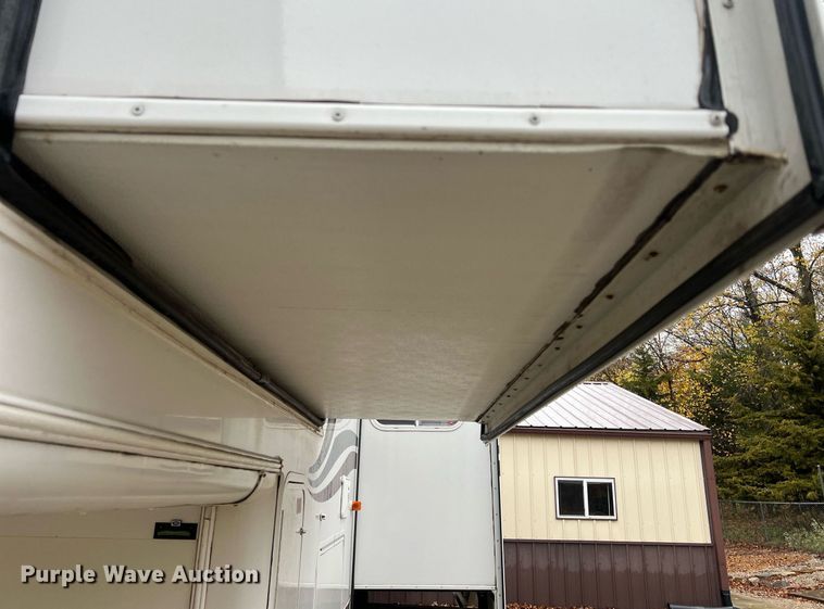 image for item OA9041 2002 Jayco Designer  camper