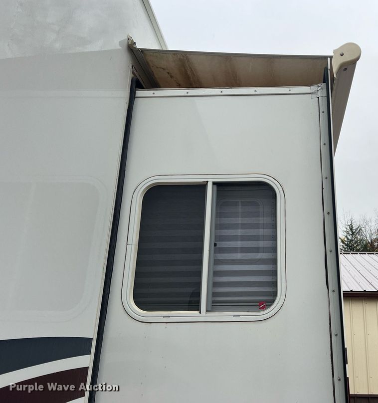 image for item OA9041 2002 Jayco Designer  camper