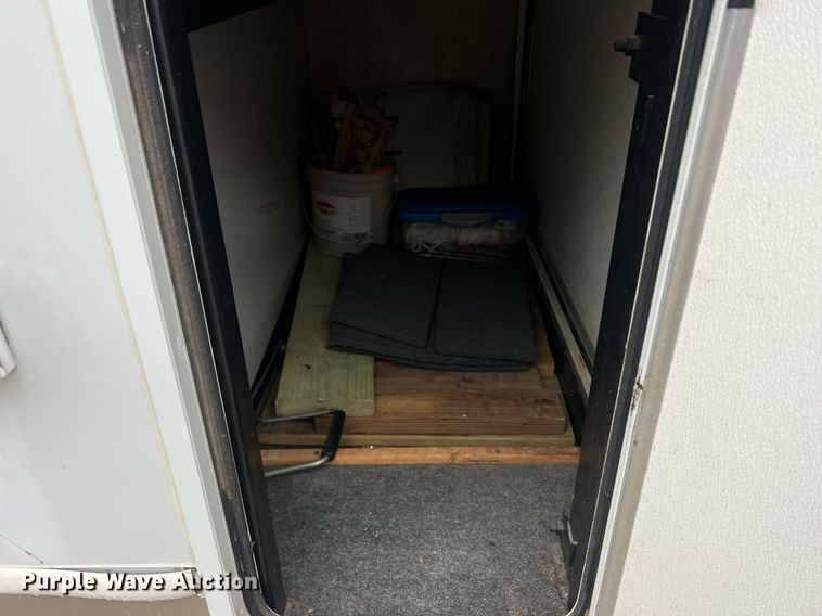 image for item OA9041 2002 Jayco Designer  camper