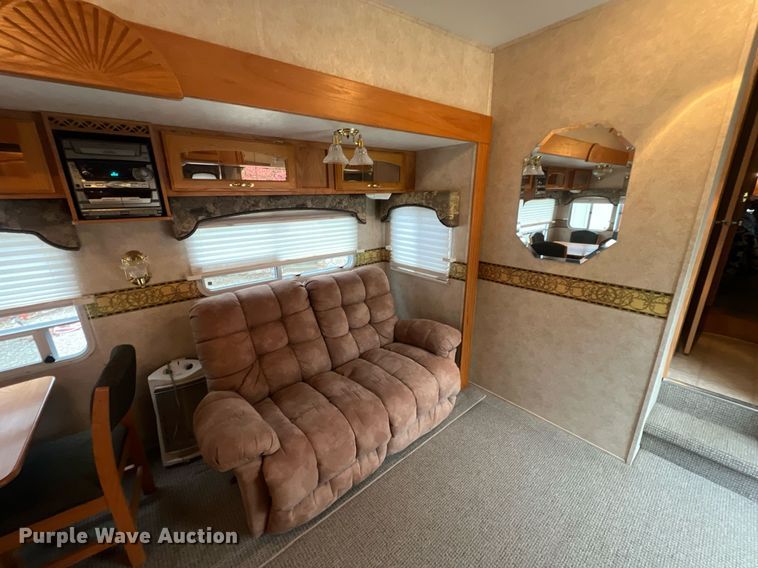 image for item OA9041 2002 Jayco Designer  camper