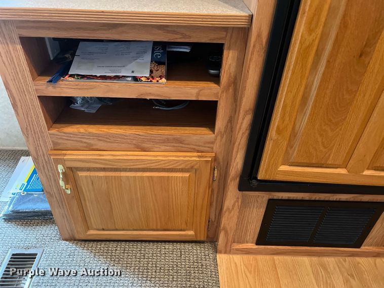 image for item OA9041 2002 Jayco Designer  camper