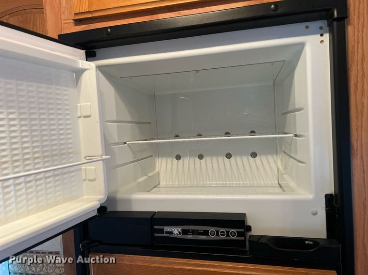 image for item OA9041 2002 Jayco Designer  camper