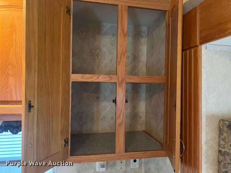 image for item OA9041 2002 Jayco Designer  camper