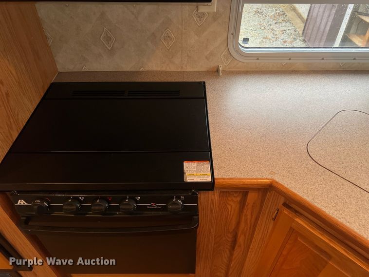 image for item OA9041 2002 Jayco Designer  camper