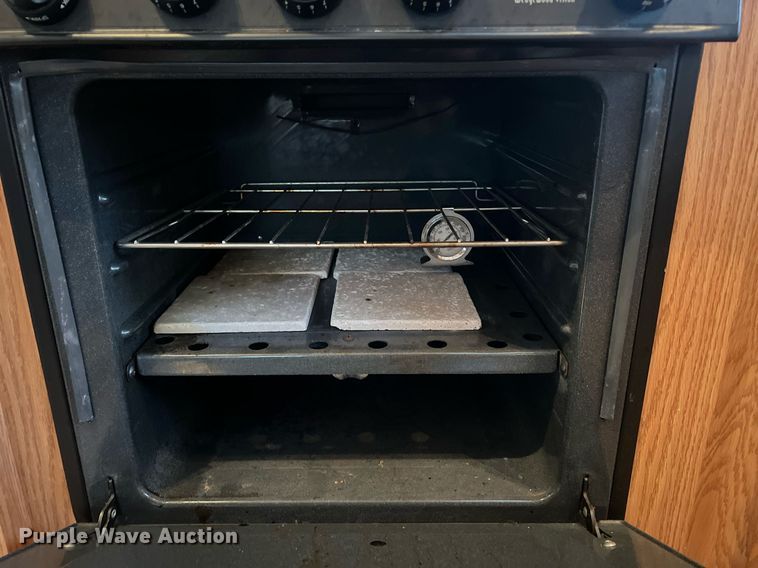 image for item OA9041 2002 Jayco Designer  camper