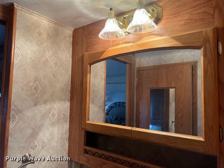 image for item OA9041 2002 Jayco Designer  camper