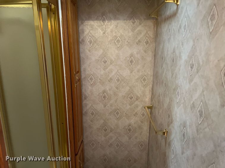 image for item OA9041 2002 Jayco Designer  camper