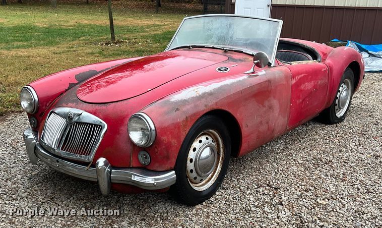 image for item OA9043 MGA 1600  convertible