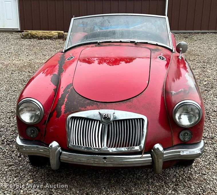 image for item OA9043 MGA 1600  convertible