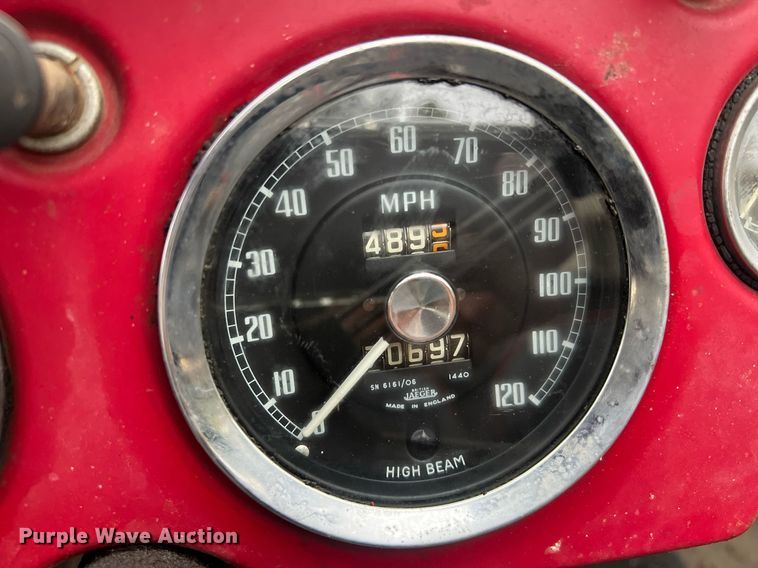 image for item OA9043 MGA 1600  convertible