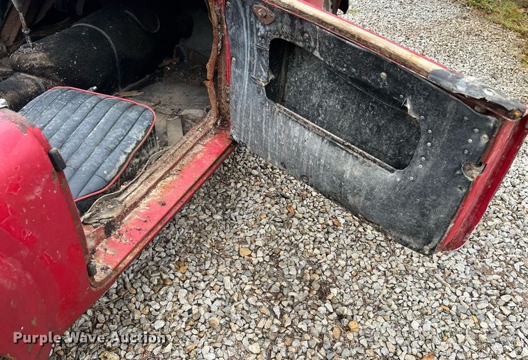 image for item OA9043 MGA 1600  convertible