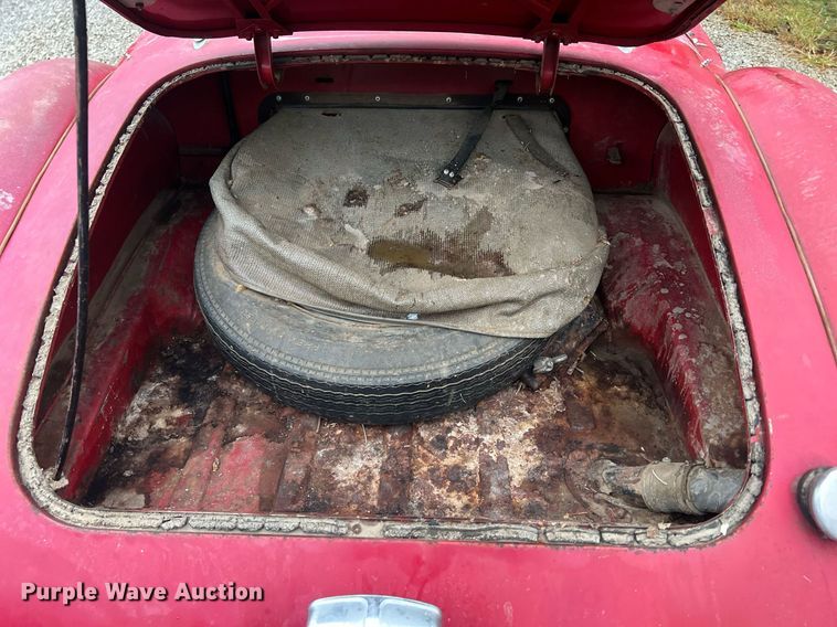 image for item OA9043 MGA 1600  convertible