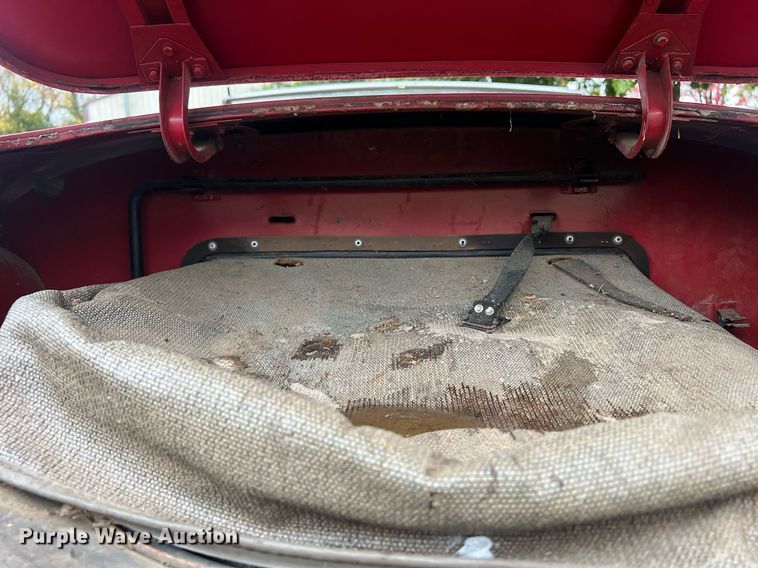 image for item OA9043 MGA 1600  convertible