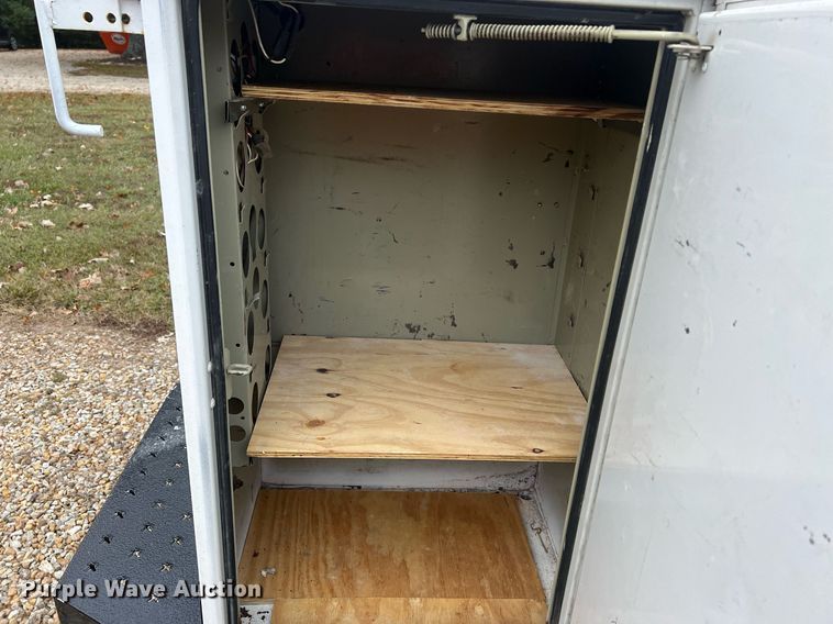 image for item OA9053 2006 Ford E450 Super Duty  utility van