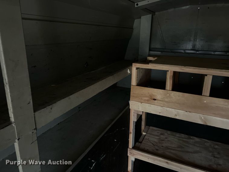 image for item OA9053 2006 Ford E450 Super Duty  utility van