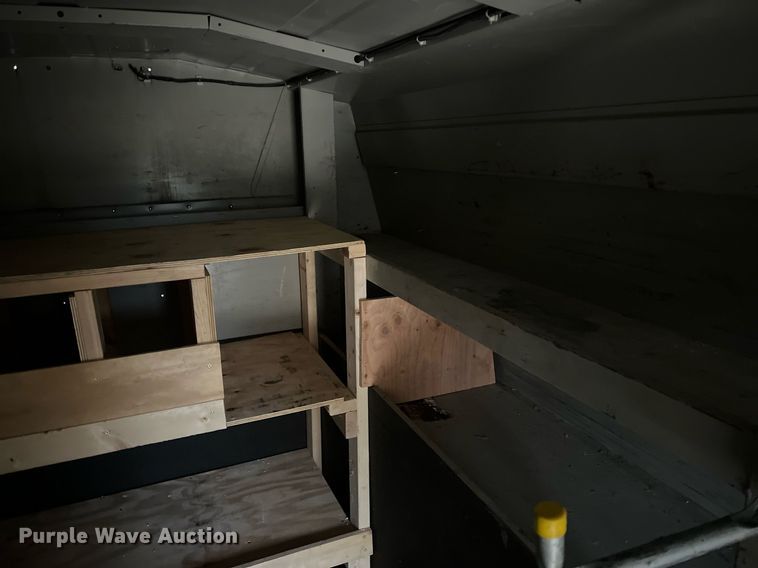 image for item OA9053 2006 Ford E450 Super Duty  utility van