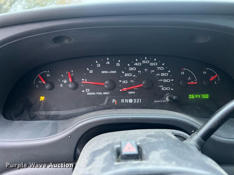 image for item OA9053 2006 Ford E450 Super Duty  utility van