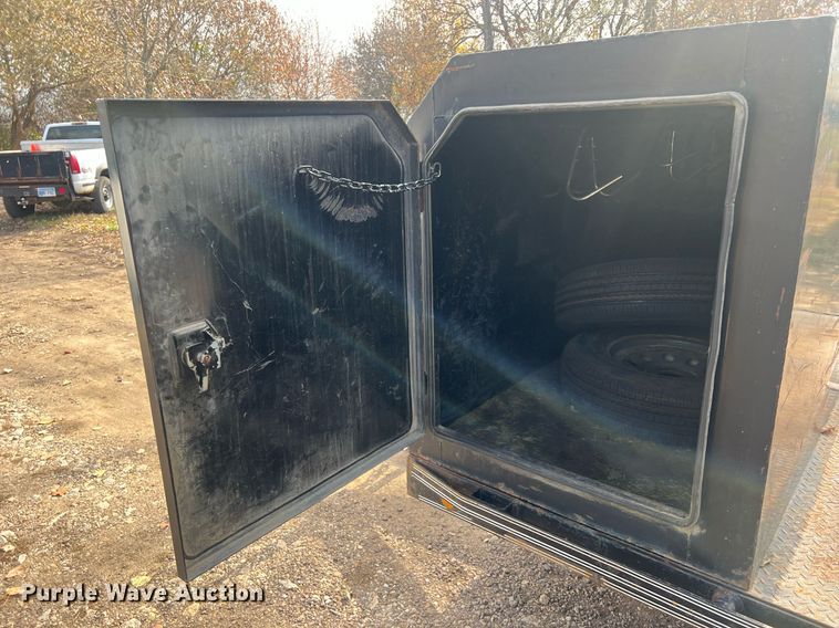 image for item OA9121 2004 Target  equipment trailer
