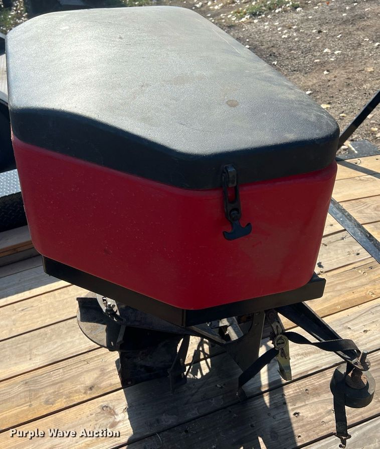 image for item OA9122 (2) spreaders