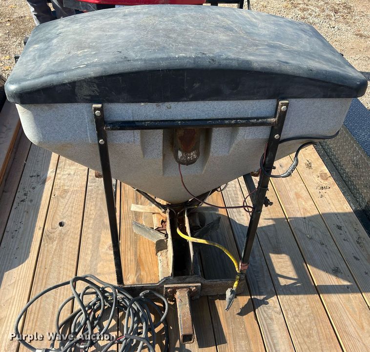 image for item OA9122 (2) spreaders
