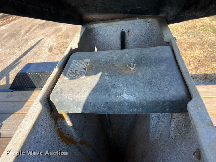 image for item OA9122 (2) spreaders