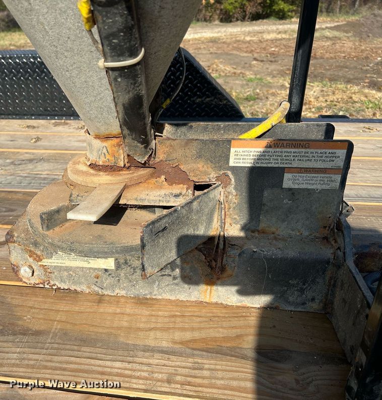 image for item OA9122 (2) spreaders