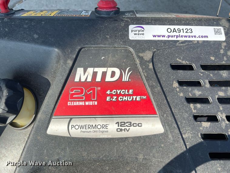 image for item OA9123 (4) snow blowers