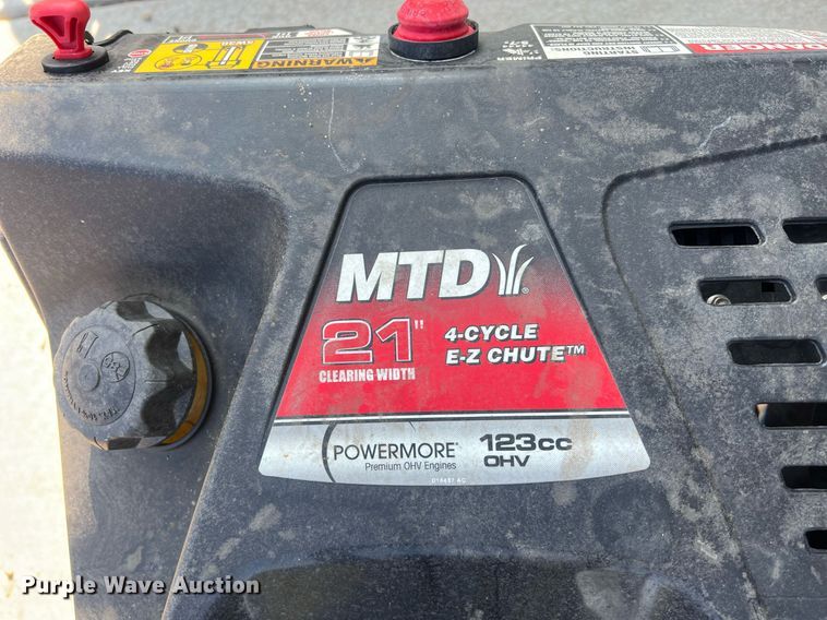 image for item OA9123 (4) snow blowers