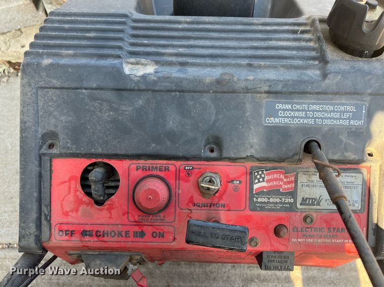 image for item OA9123 (4) snow blowers
