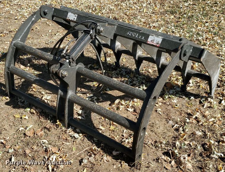 image for item OA9155 Titan  60" W grapple