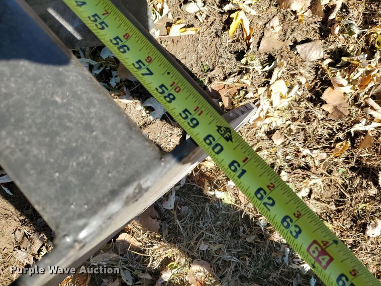 image for item OA9155 Titan  60" W grapple