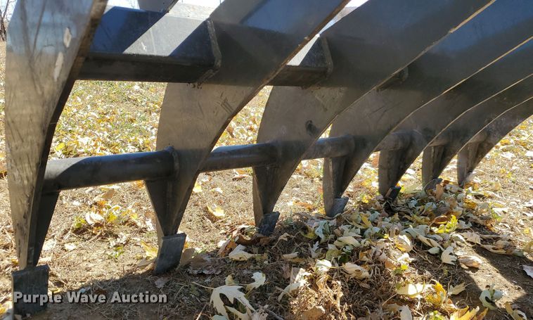 image for item OA9155 Titan  60" W grapple