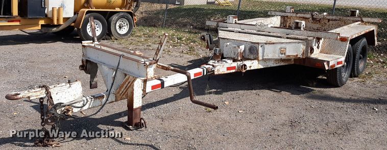 image for item OF9438 1995 Altec  pole trailer