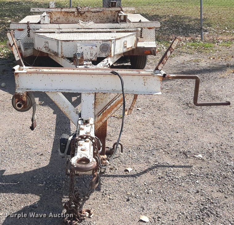 image for item OF9438 1995 Altec  pole trailer
